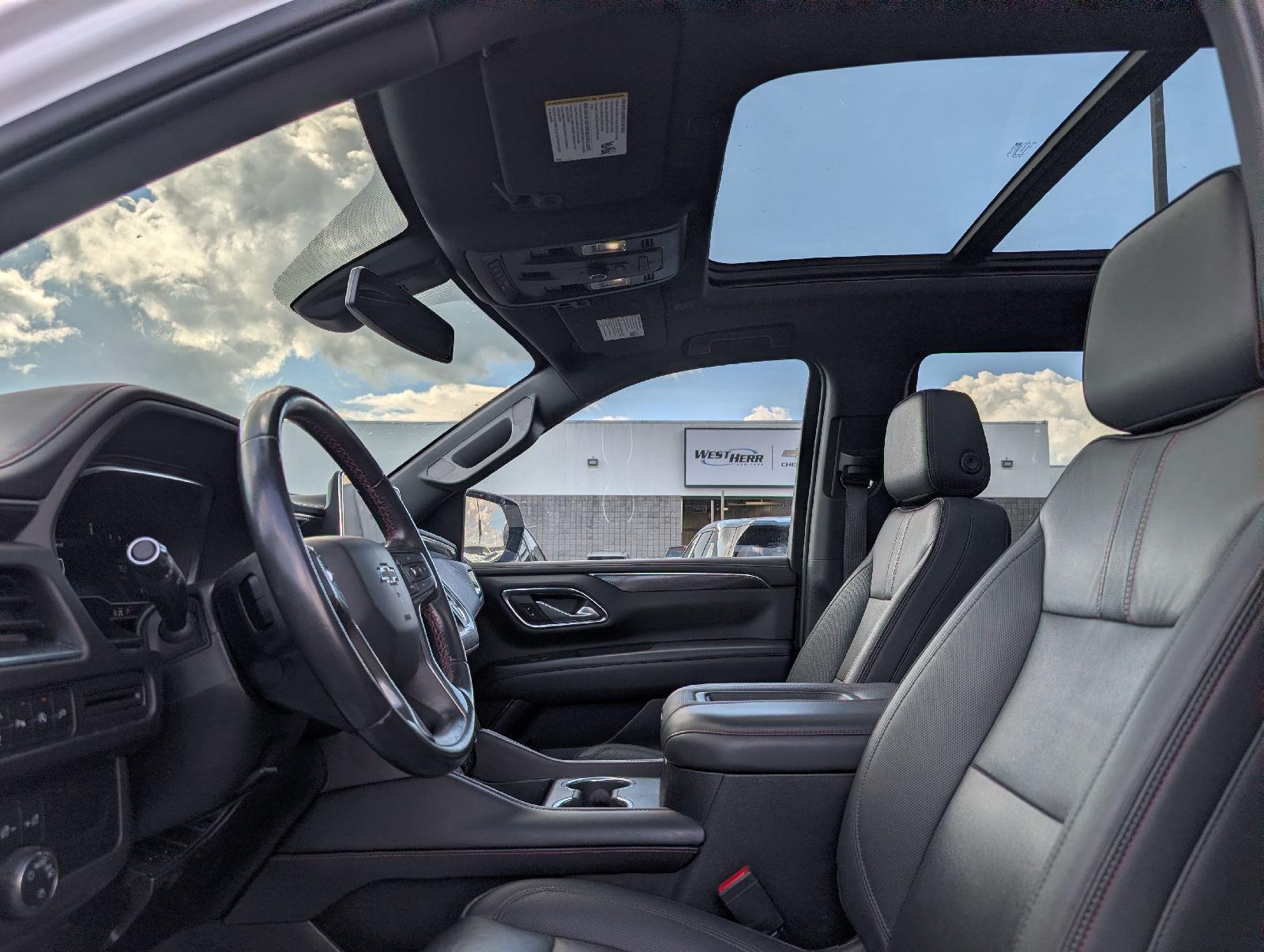 Used 2022 Summit White Chevrolet RST image 10