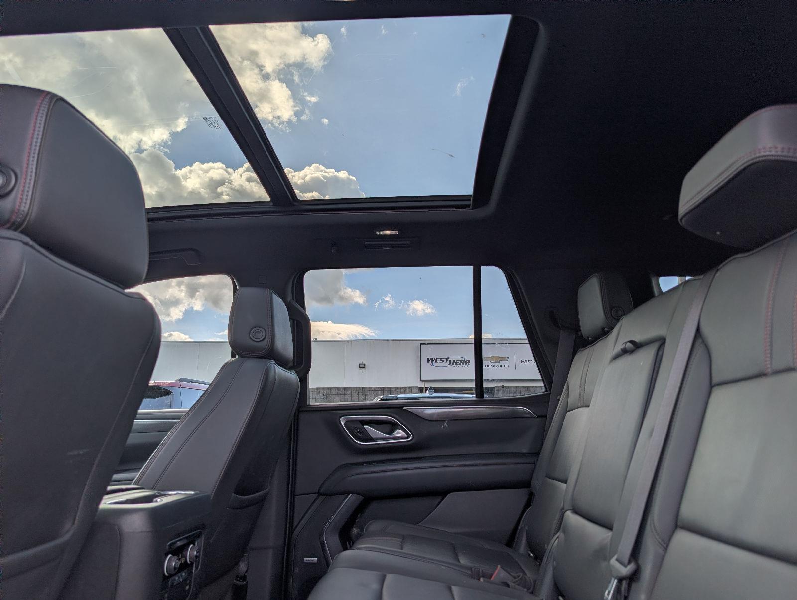 Used 2022 Summit White Chevrolet RST image 12