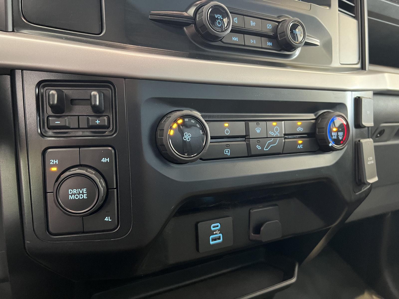 Used 2023 Agate Black Ford XL image 26