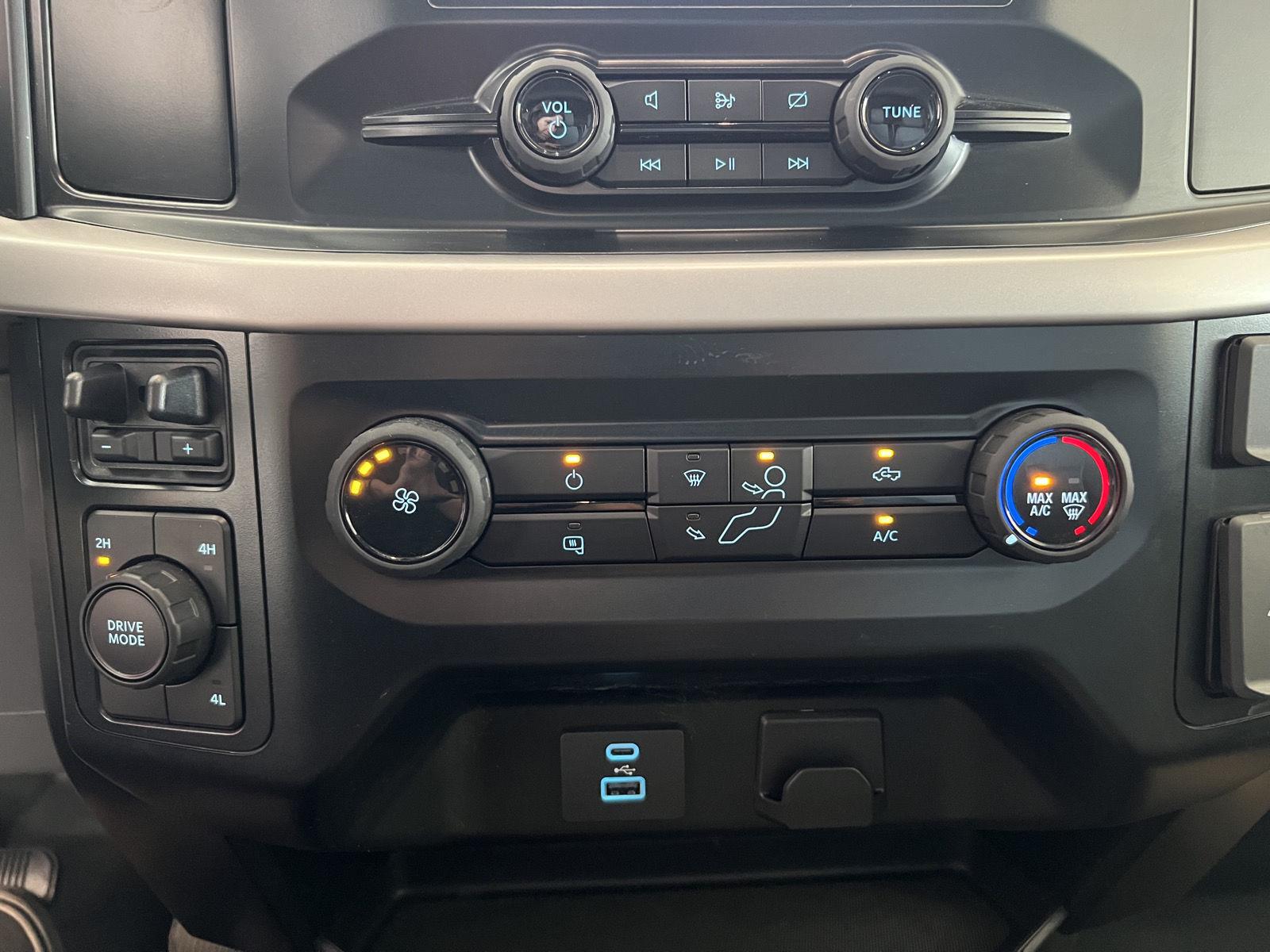 Used 2023 Agate Black Ford XL image 27