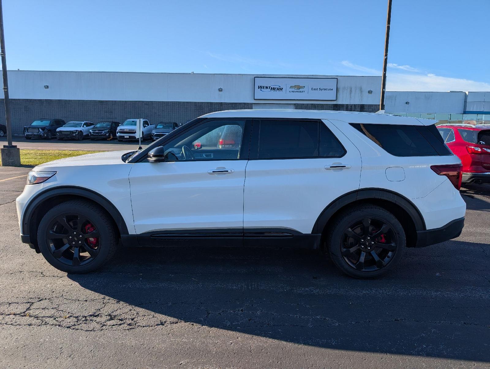 Used 2022 Star White Metallic Tri-Coat Ford  image 6