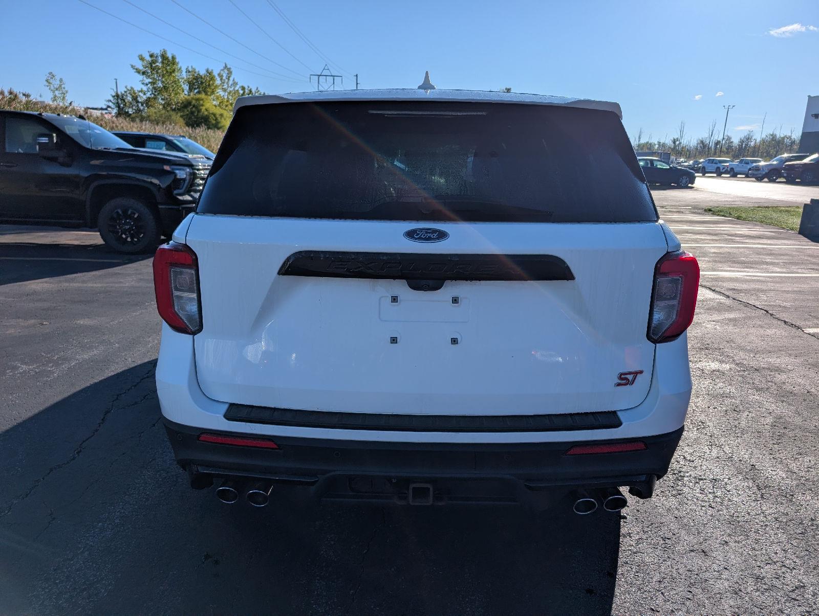 Used 2022 Star White Metallic Tri-Coat Ford  image 10