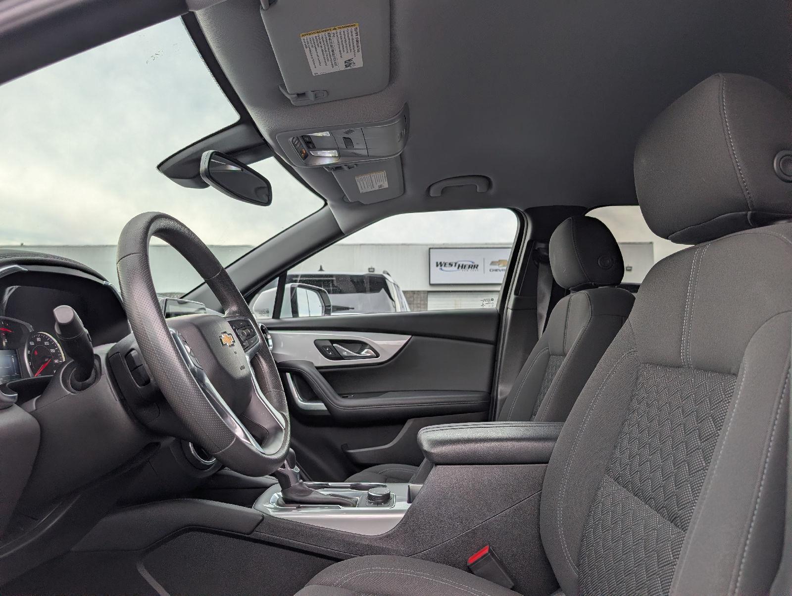 Used 2021 Silver Ice Metallic Chevrolet LT image 8