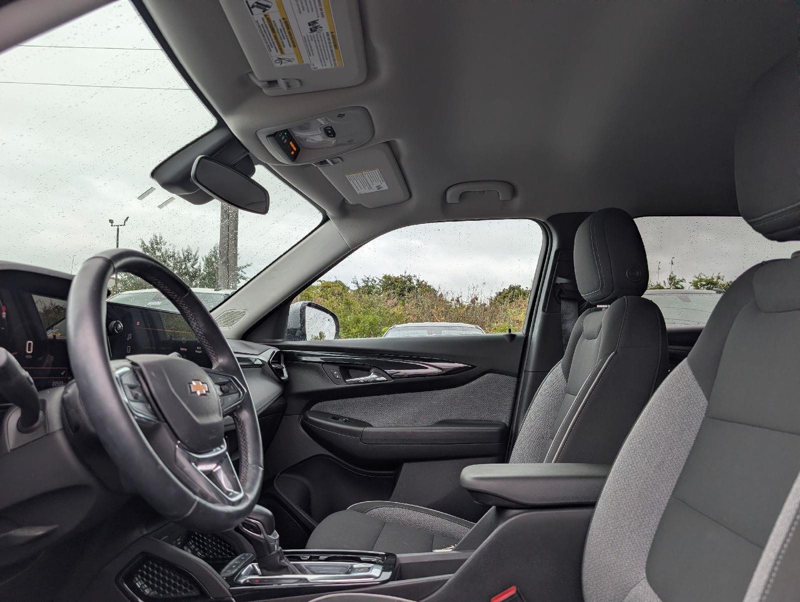 Used 2024 Sterling Gray Metallic Chevrolet LT image 9