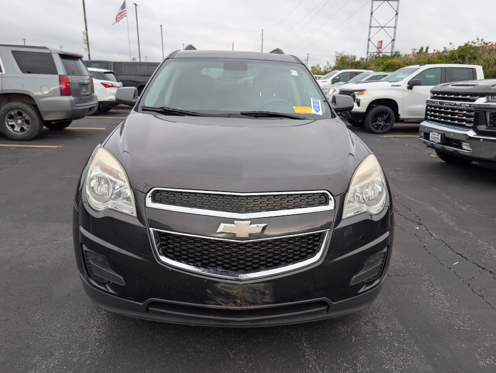 Used 2015  Chevrolet LT image 2