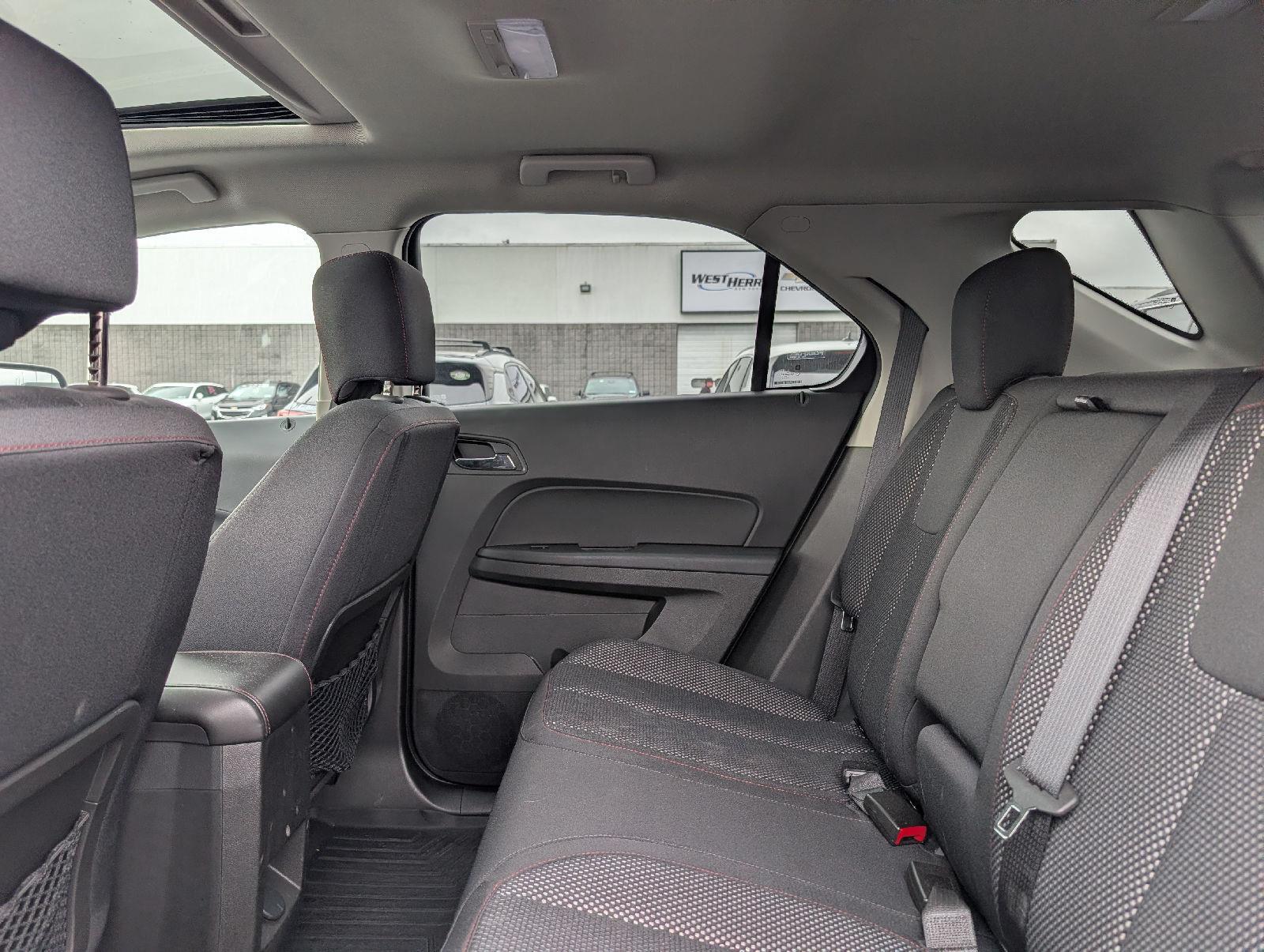 Used 2015  Chevrolet LT image 12