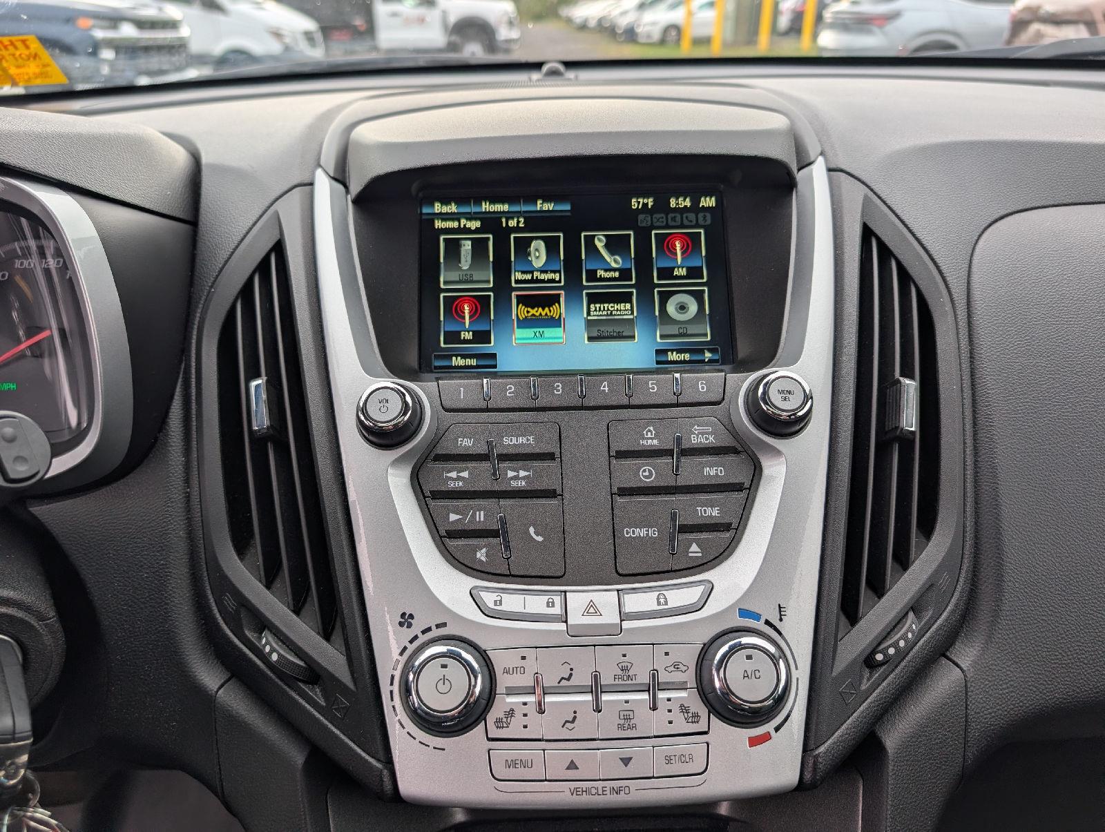 Used 2015  Chevrolet LT image 17