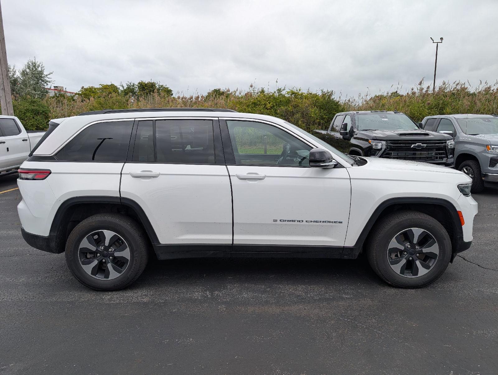 Used 2024 Bright White Clearcoat Jeep 4xe image 8