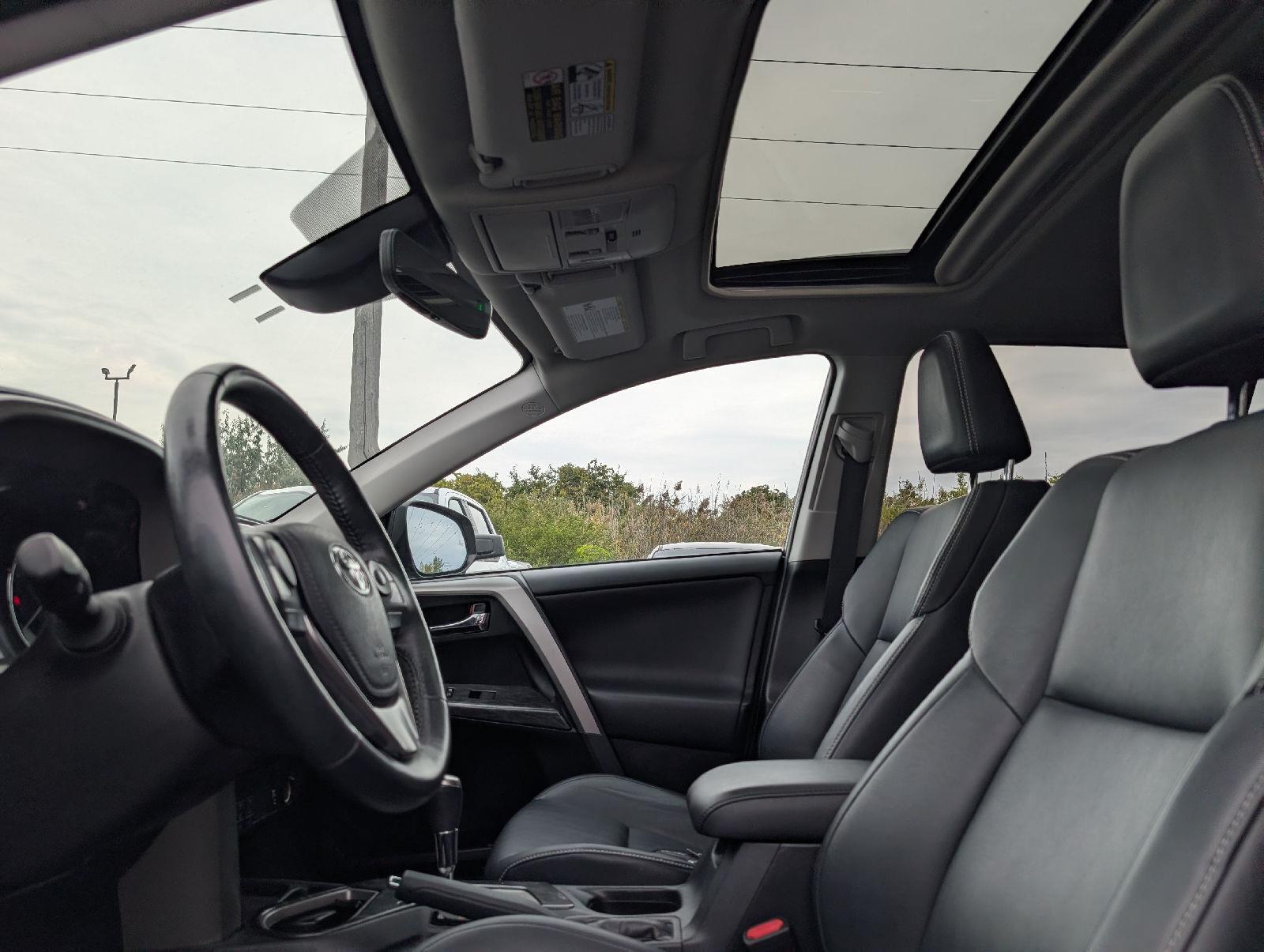 Used 2017 Magnetic Gray Metallic Toyota Platinum image 10
