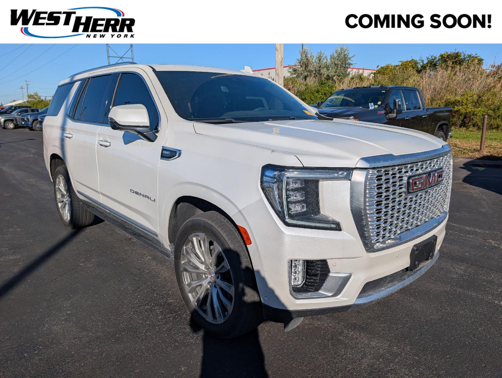 White Frost Tricoat 2023 GMC Yukon SUV / Crossover Four-Wheel Drive Automatic