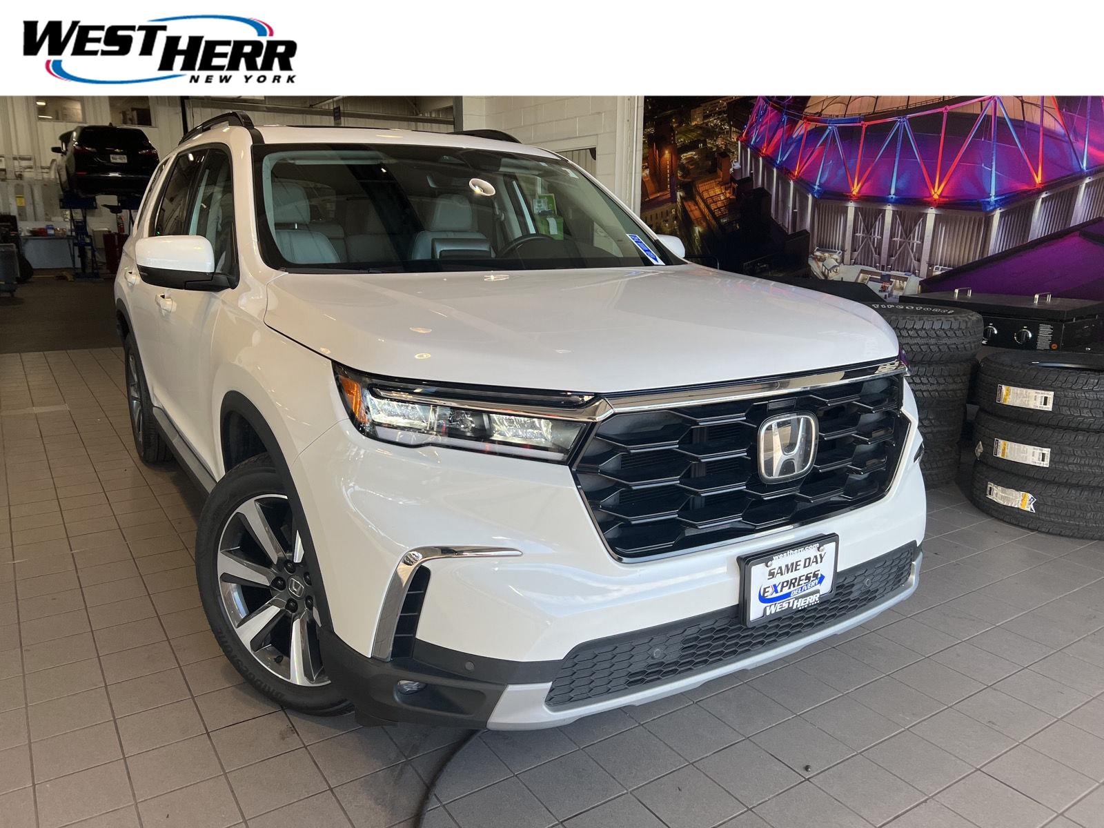 2024 Honda Pilot Touring AWD