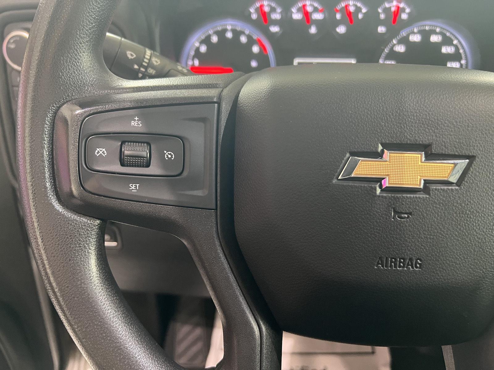 Used 2021 Silver Ice Metallic Chevrolet Custom image 18