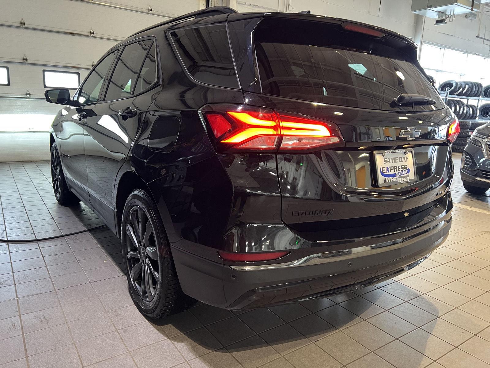 Used 2022 Mosaic Black Metallic Chevrolet RS image 5