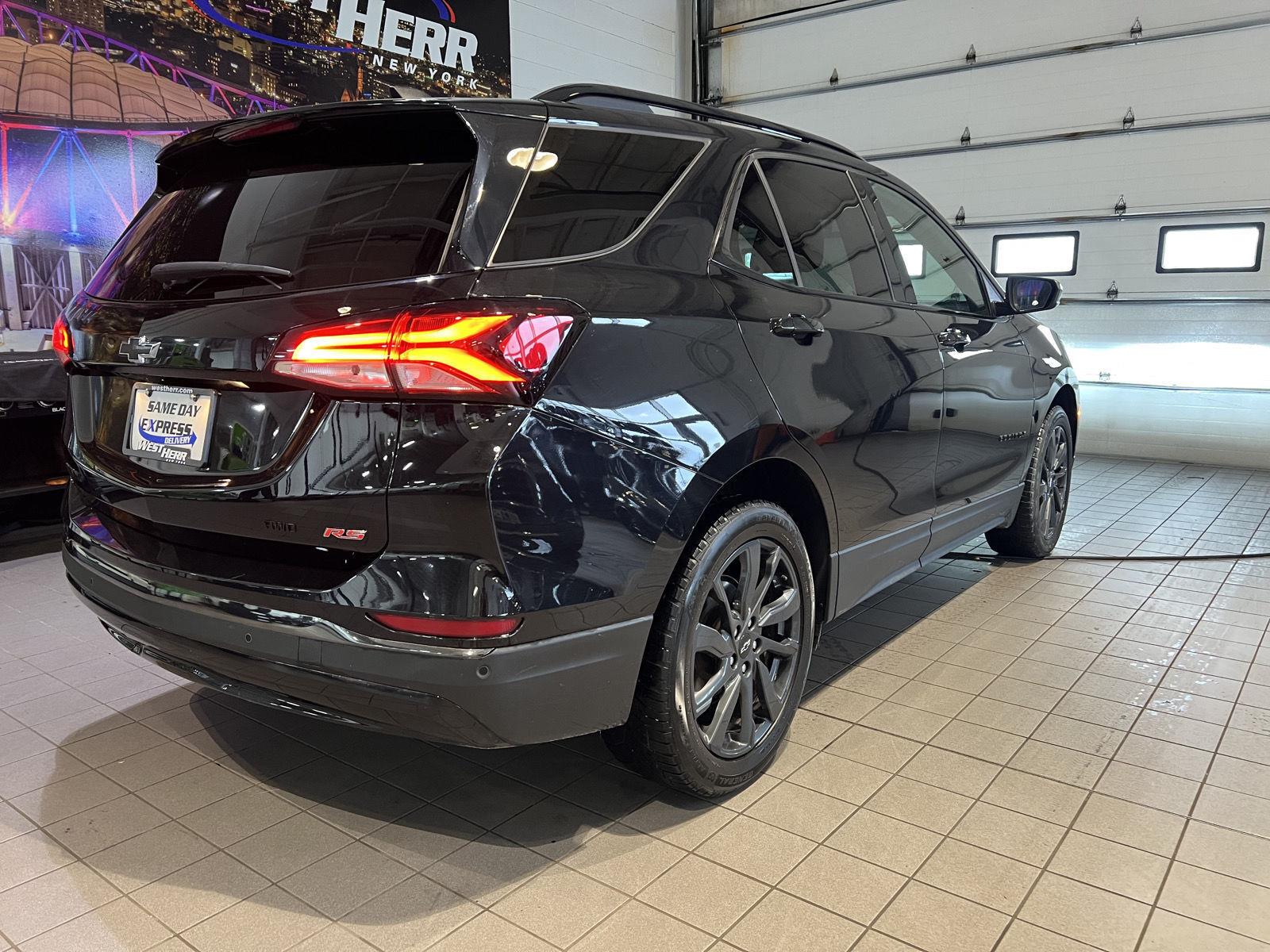 Used 2022 Mosaic Black Metallic Chevrolet RS image 6