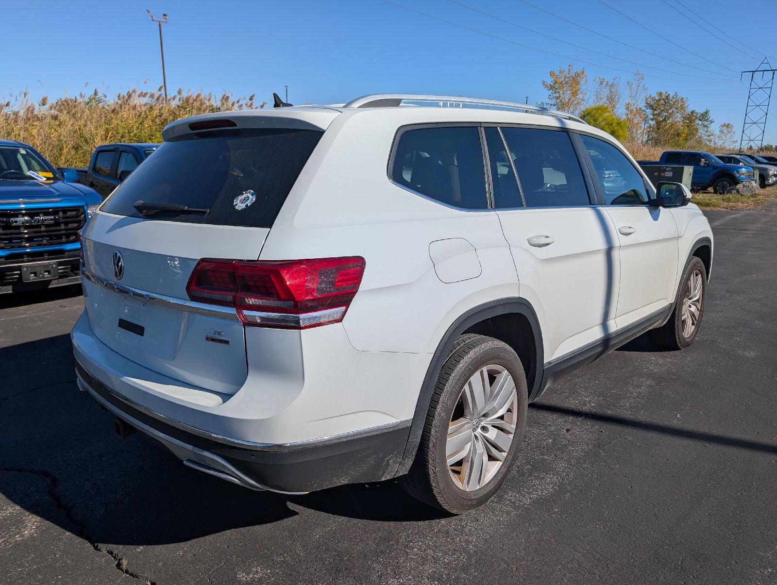 Used 2019 Pure White Volkswagen 3.6L V6 SEL image 7