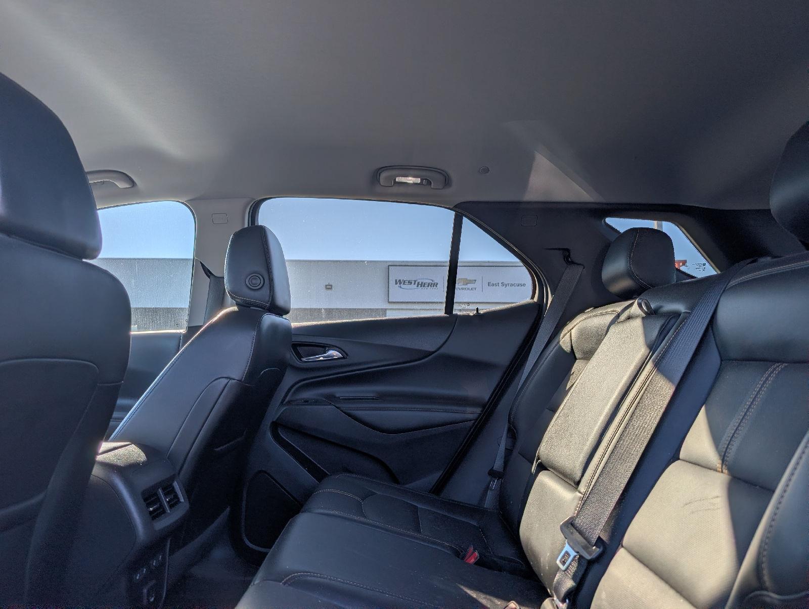 Used 2023 Summit White Chevrolet Premier image 10