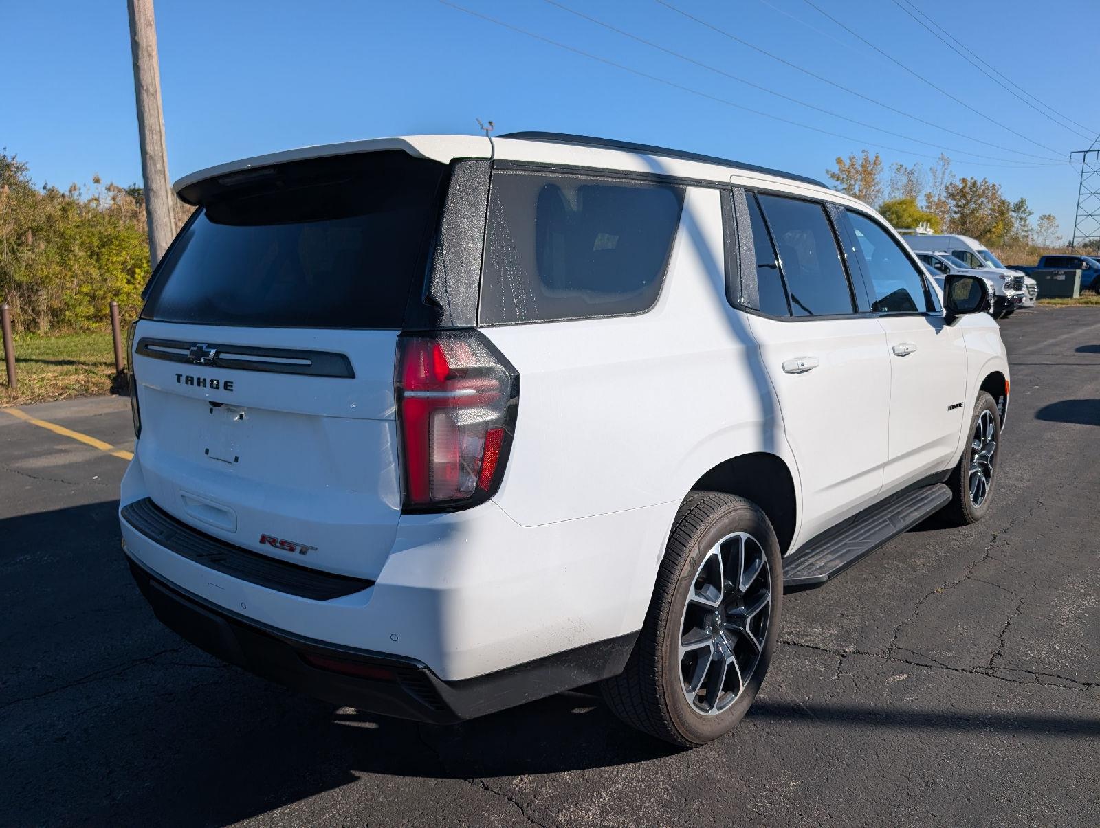 Used 2021 Summit White Chevrolet RST image 7