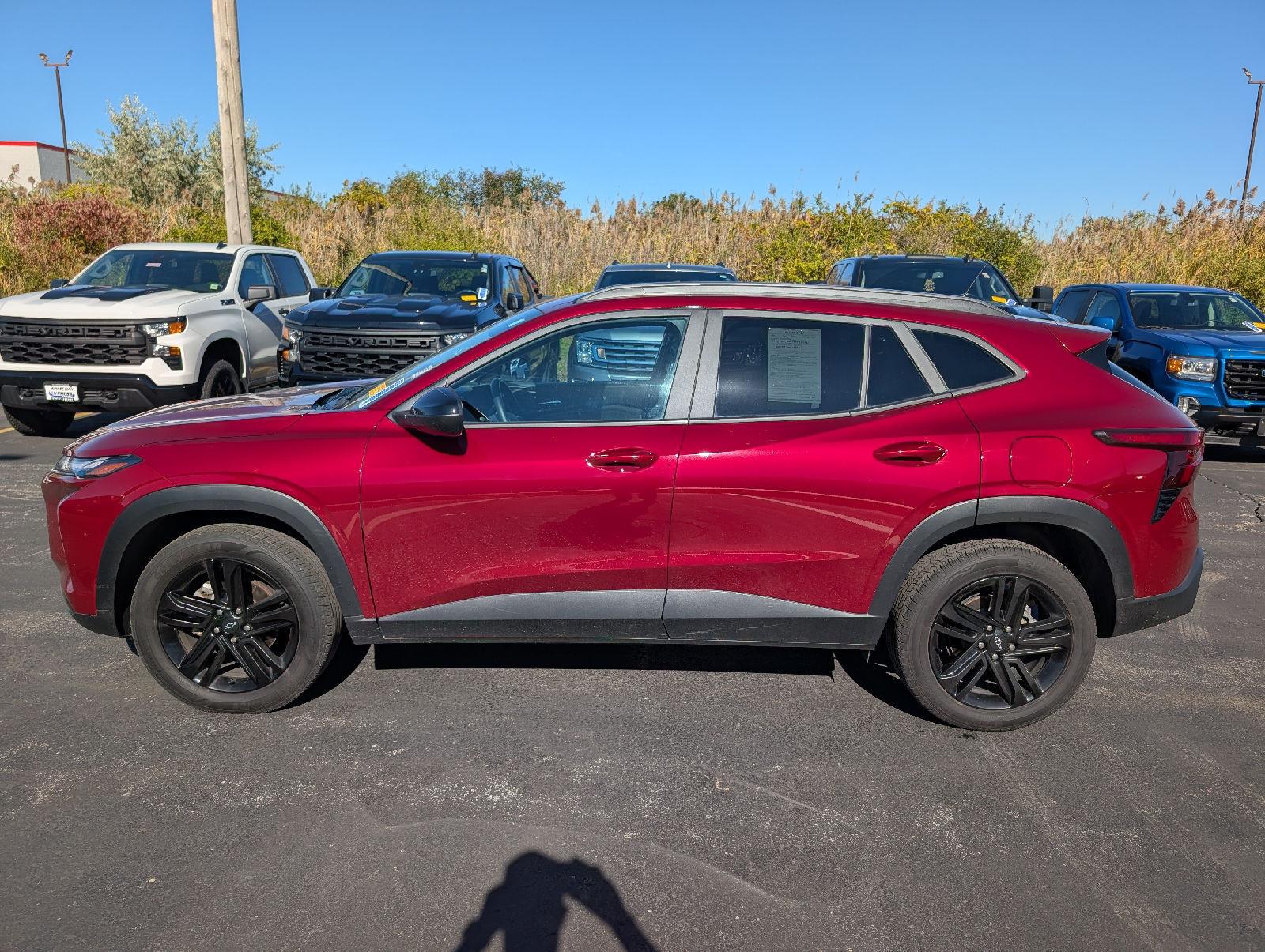 Used 2024 Crimson Metallic Chevrolet ACTIV image 5