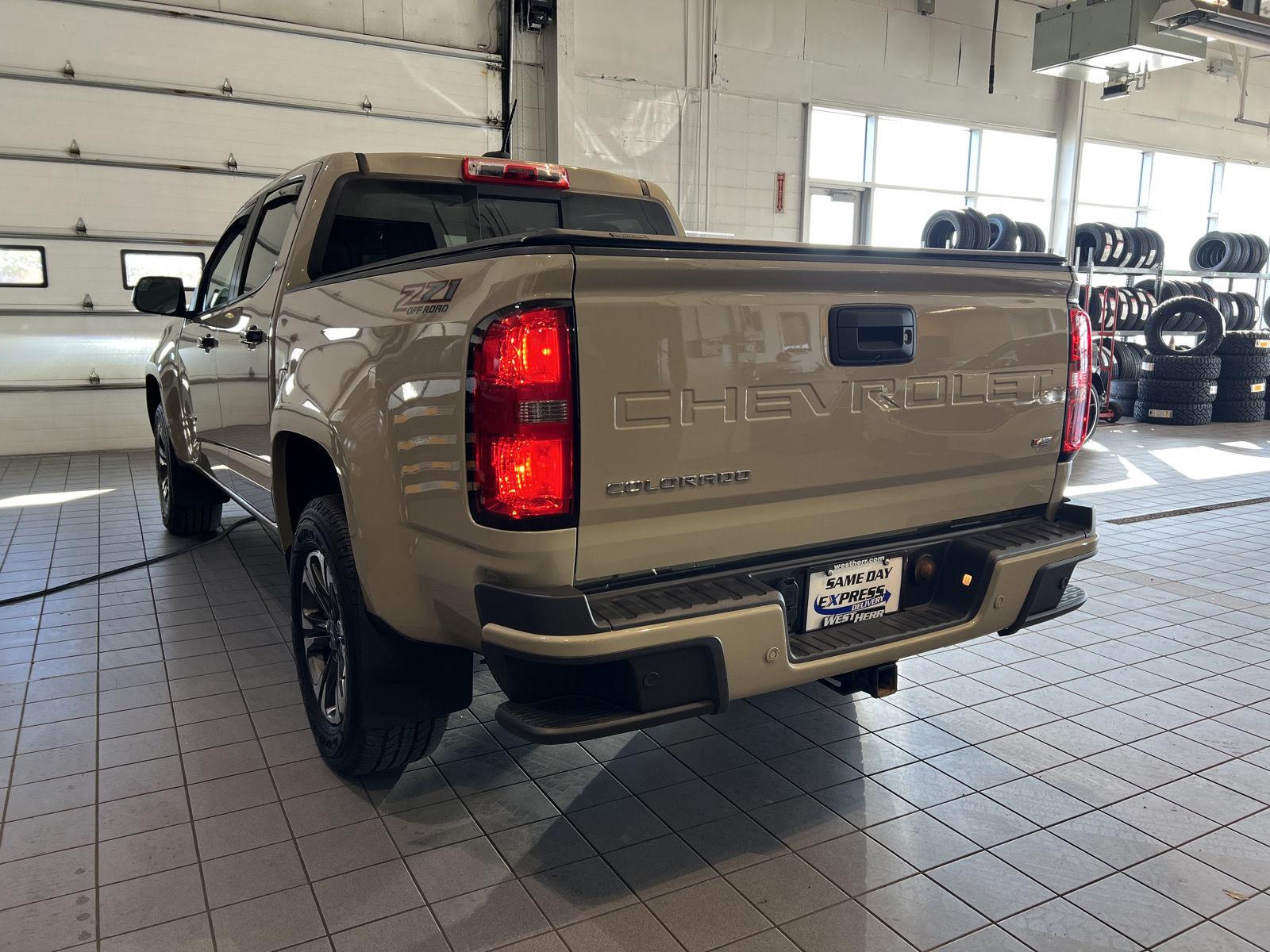 Used 2022 Sand Dune Metallic Chevrolet 4WD Z71 image 4