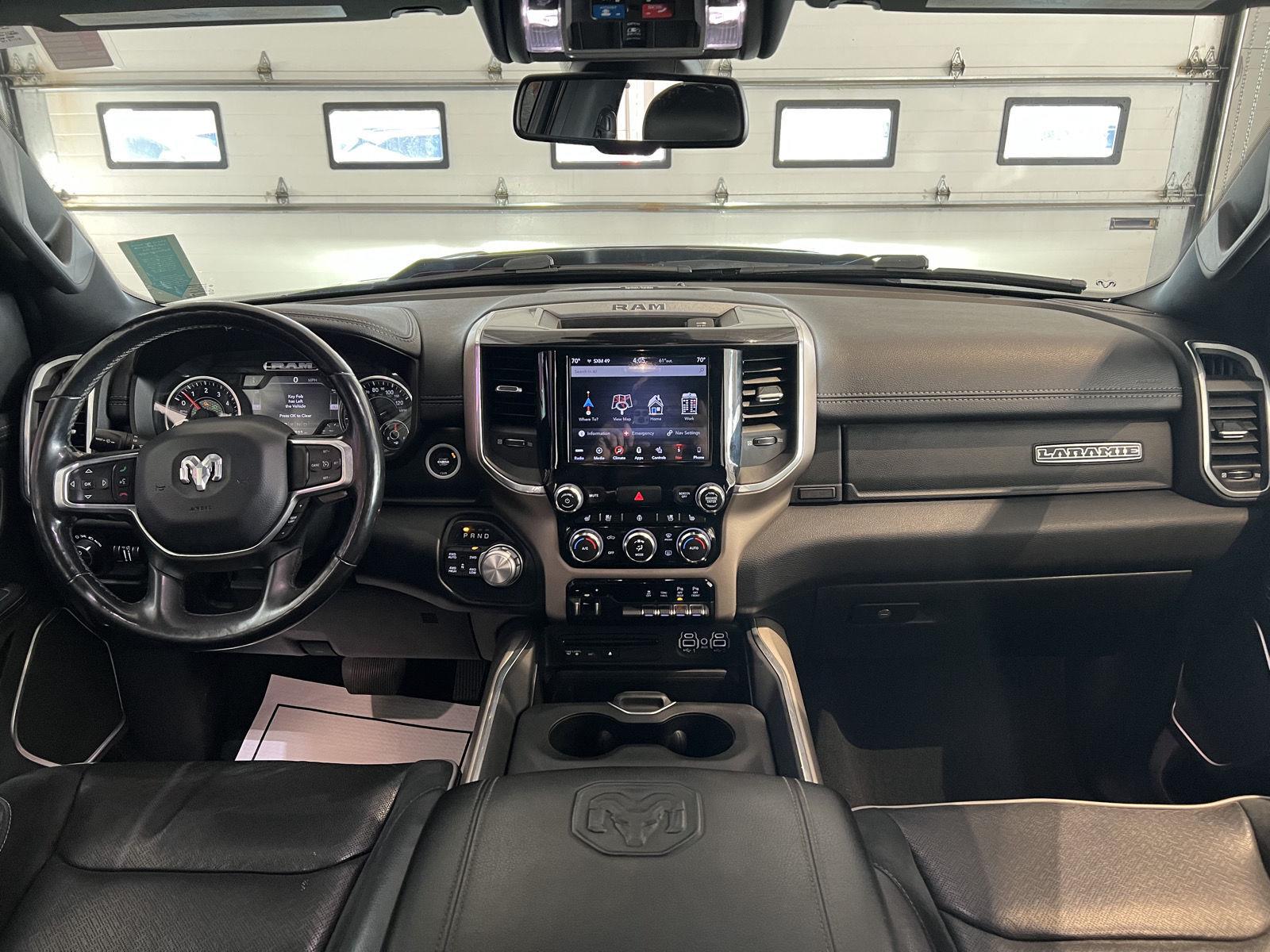 Used 2019 Delmonico Red Pearlcoat Ram Laramie image 13