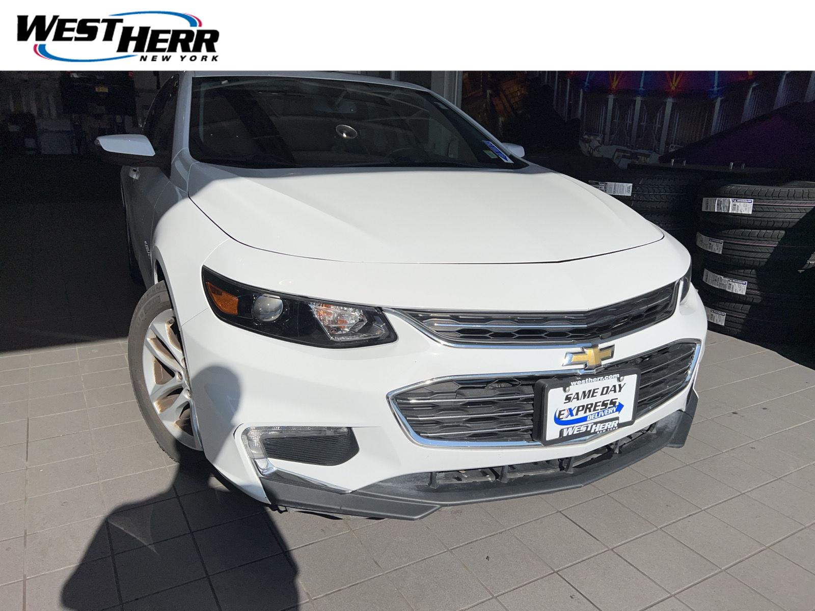 Summit White 2018 Chevrolet Malibu Sedan Front-Wheel Drive 6-Speed Automatic