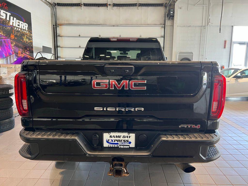 Used 2022 Ebony Twilight Metallic GMC AT4 image 8