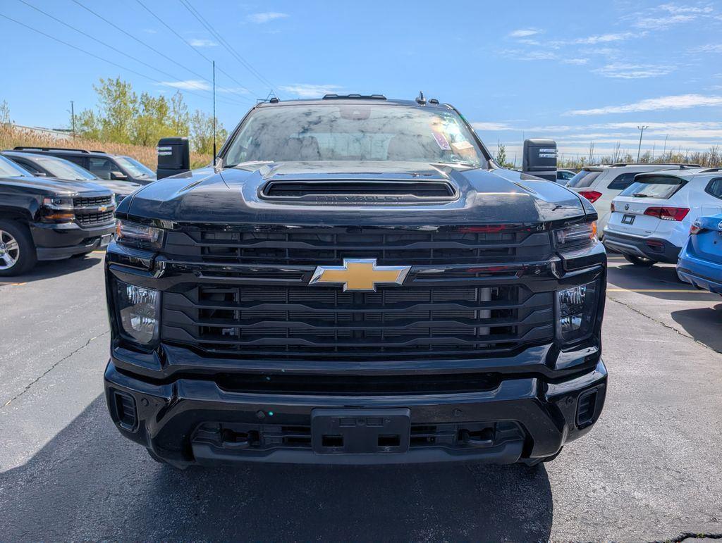 Used 2025 Black Chevrolet Custom image 2