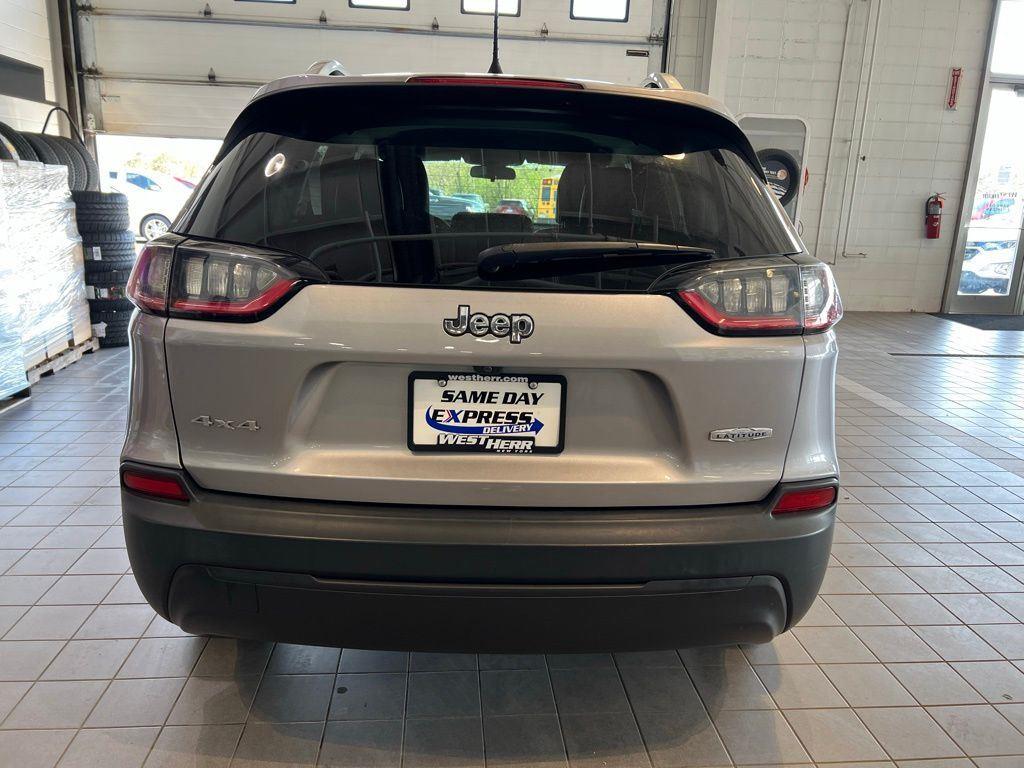 Used 2019 Billet Silver Metallic Clearco Jeep Latitude Plus image 8