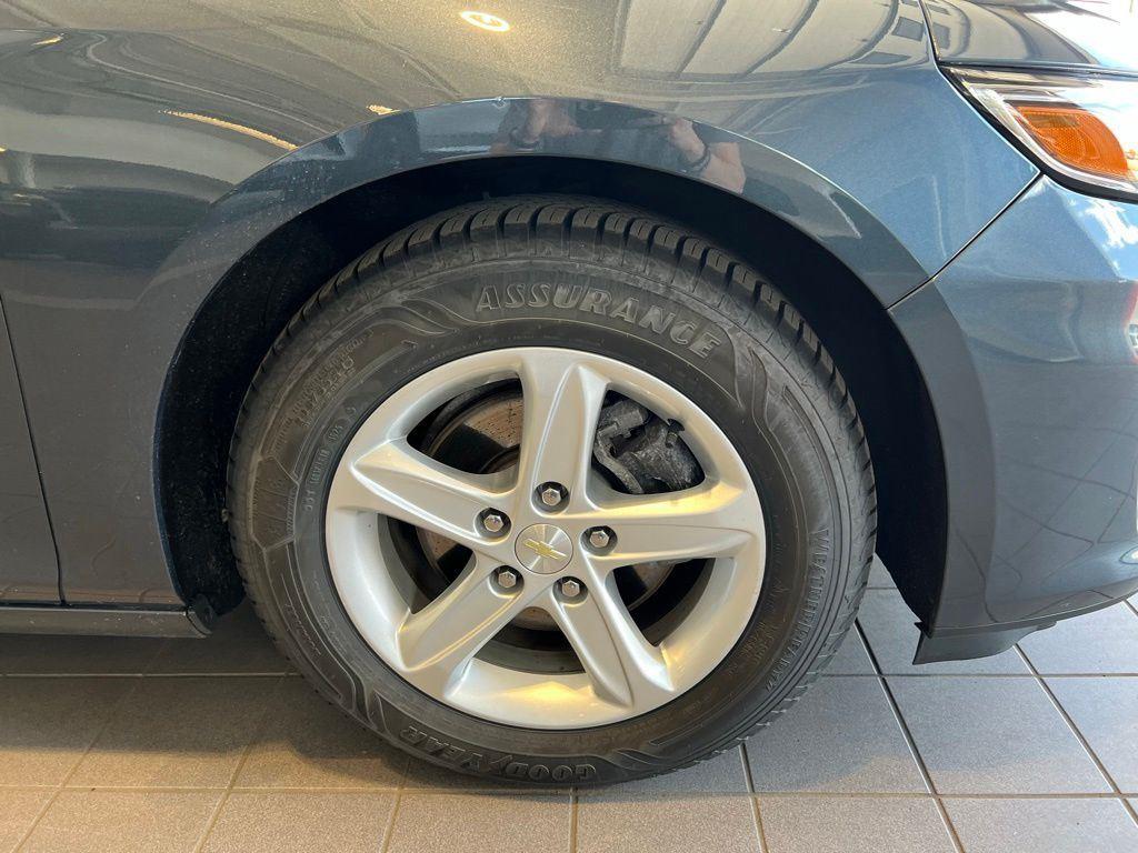 Used 2020 Shadow Gray Metallic Chevrolet LS image 14