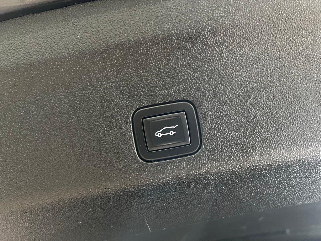 Used 2024 Midnight Blue Metallic Chevrolet High Country image 13