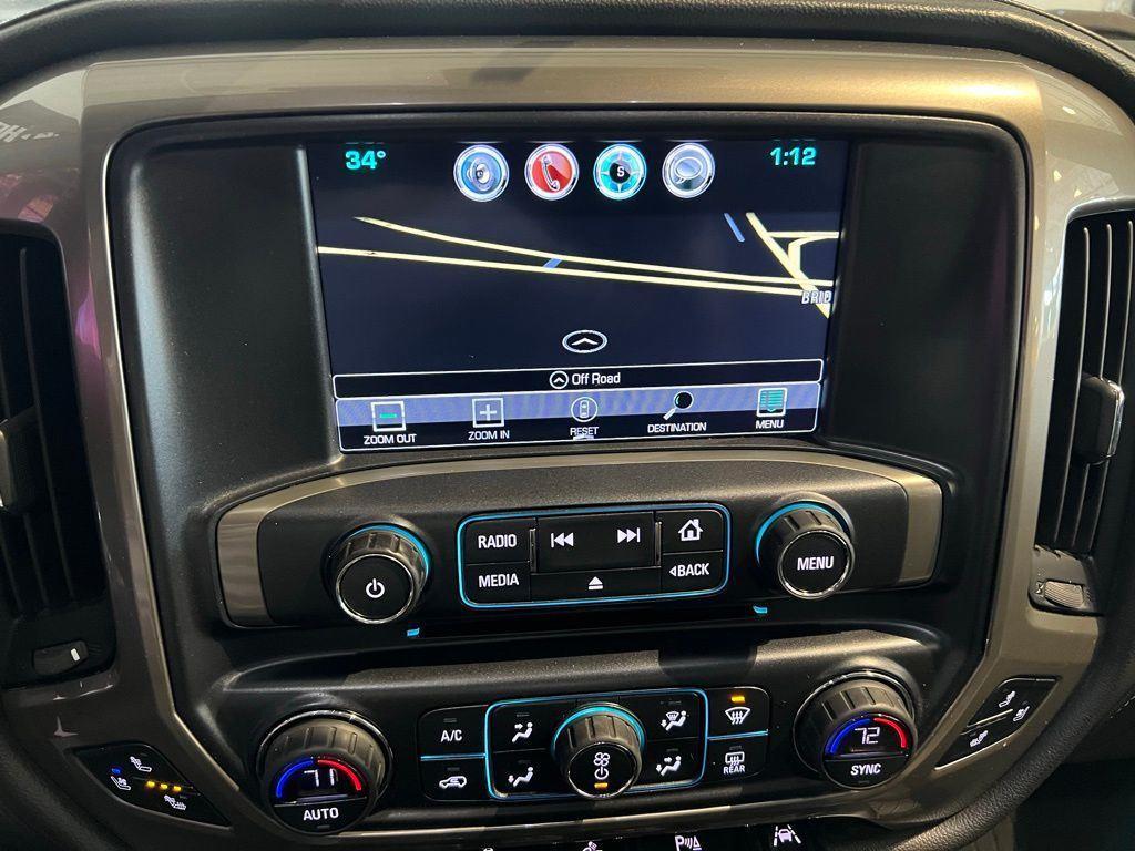 Used 2018 Pearl Chevrolet High Country image 27