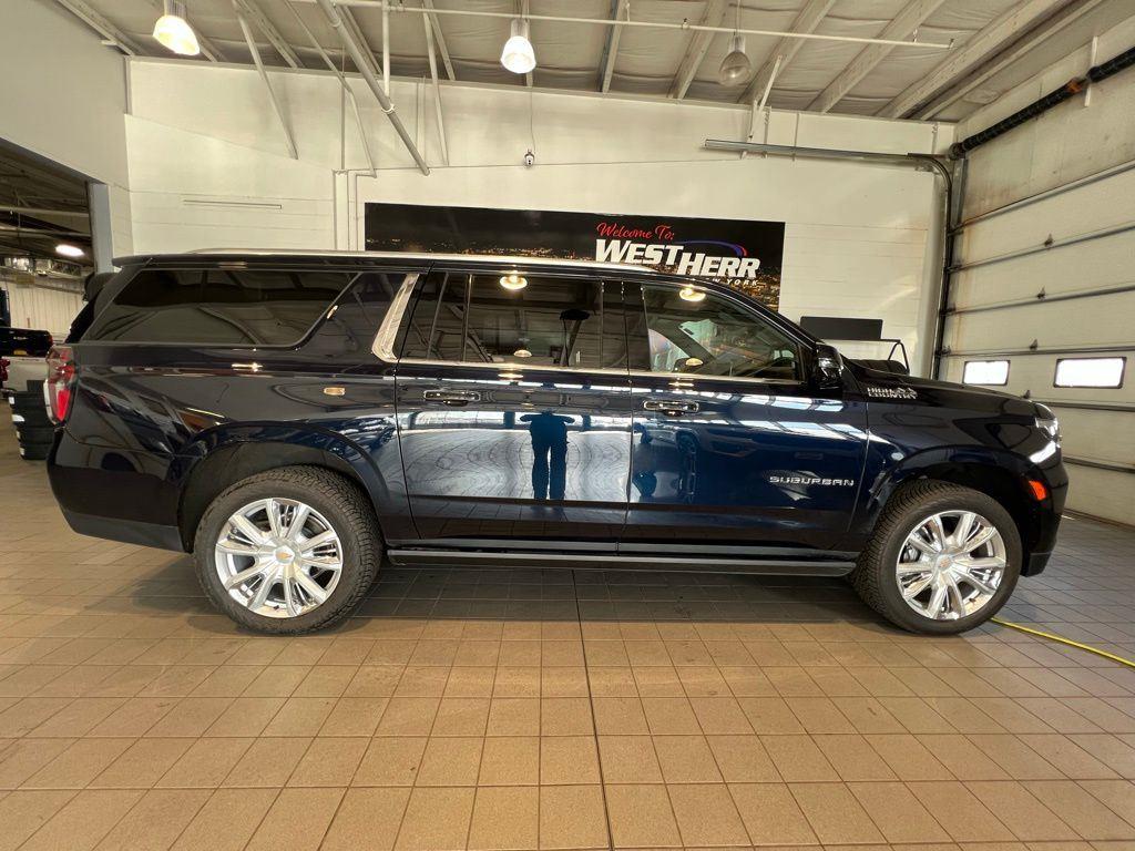 Used 2024 Midnight Blue Metallic Chevrolet High Country image 15