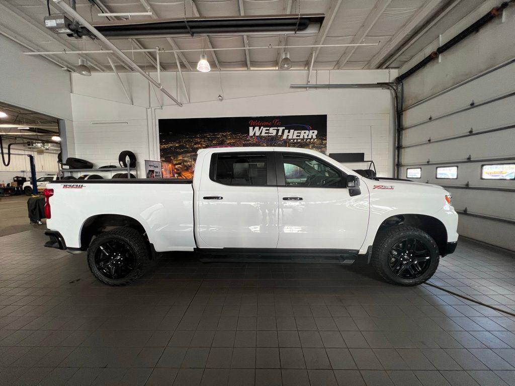 Used 2023 Summit White Chevrolet LT Trail Boss image 10