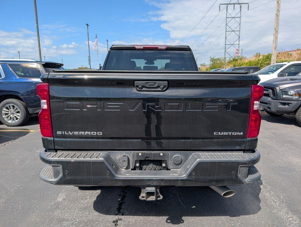Used 2025 Black Chevrolet Custom image 7