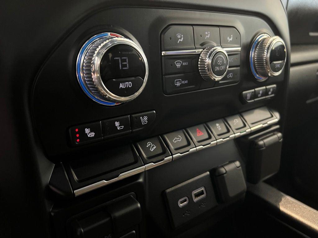 Used 2022 Ebony Twilight Metallic GMC AT4 image 27