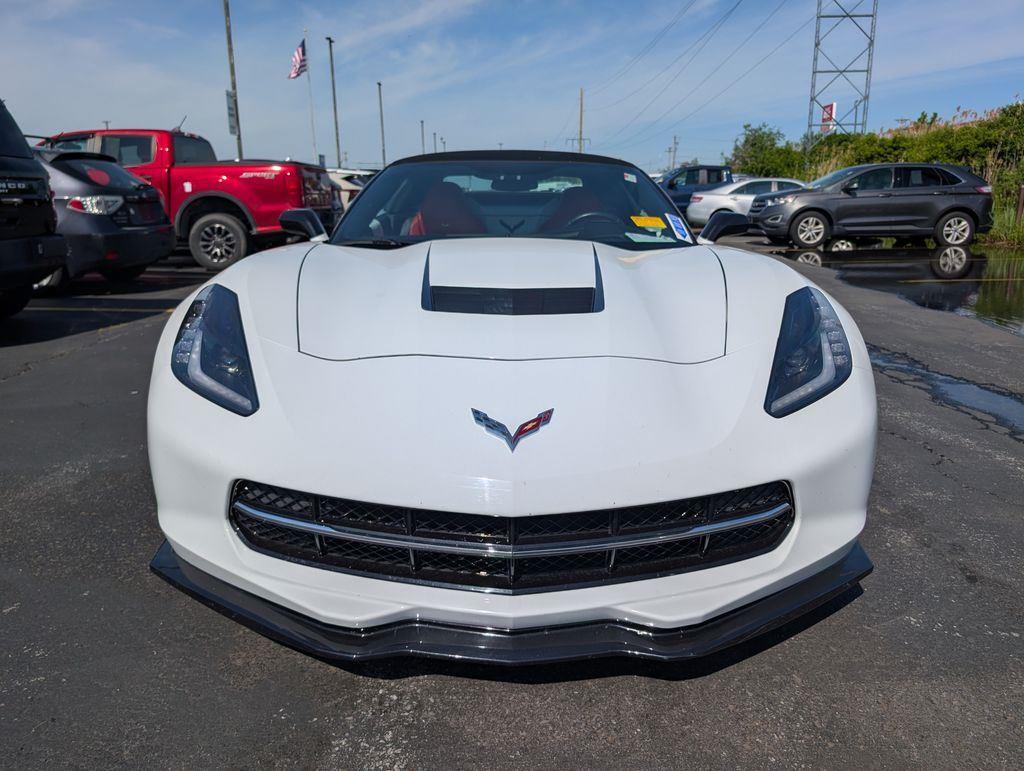 Used 2015 Arctic White Chevrolet Stingray image 2
