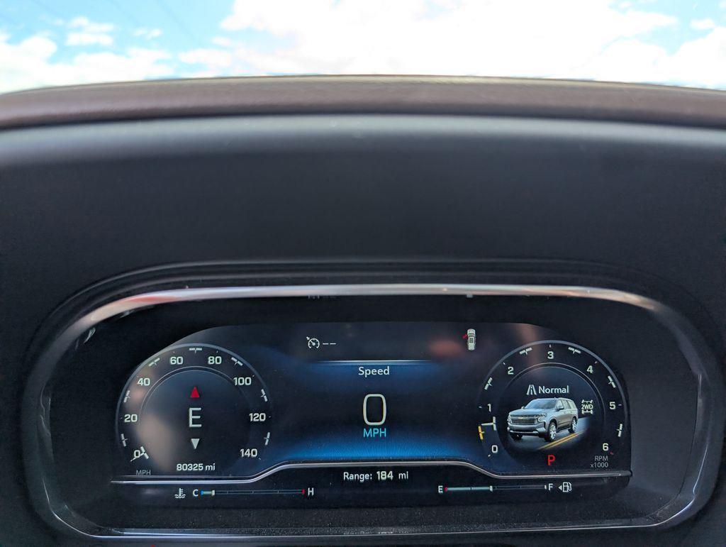 Used 2022 Pearl Chevrolet High Country image 18