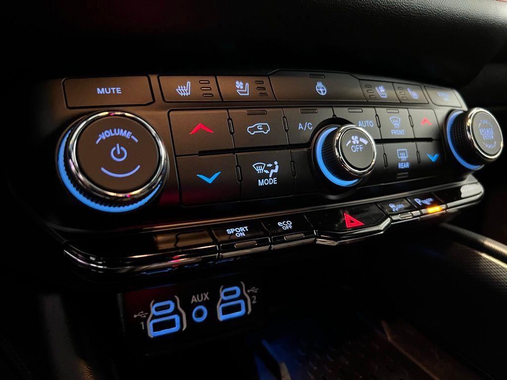 Used 2025 Vapor Gray Dodge R/T Plus image 24