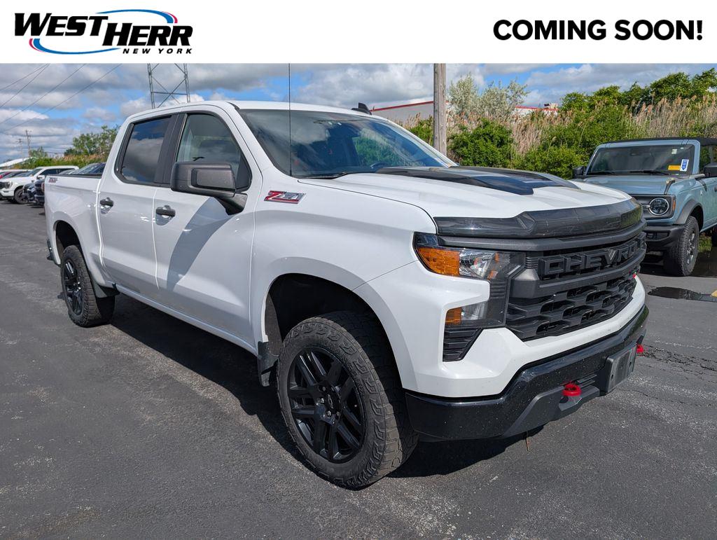 Summit White 2023 Chevrolet Silverado 1500 Pickup Truck Four-Wheel Drive Automatic