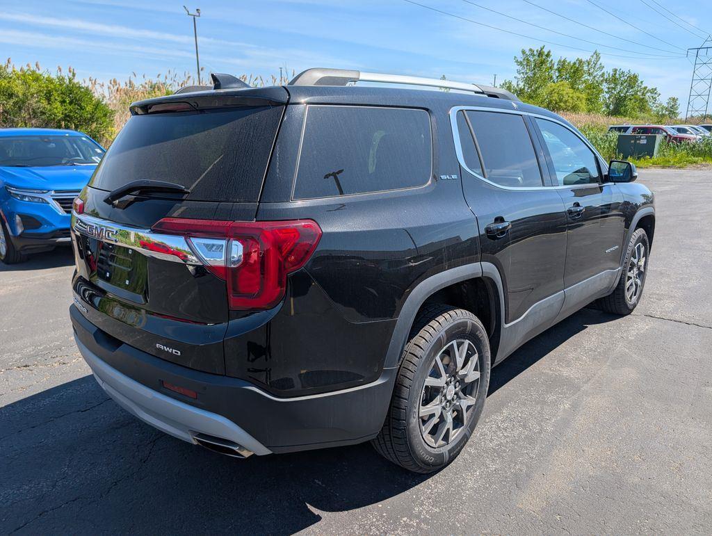 Used 2023 Ebony Twilight Metallic GMC SLE image 7
