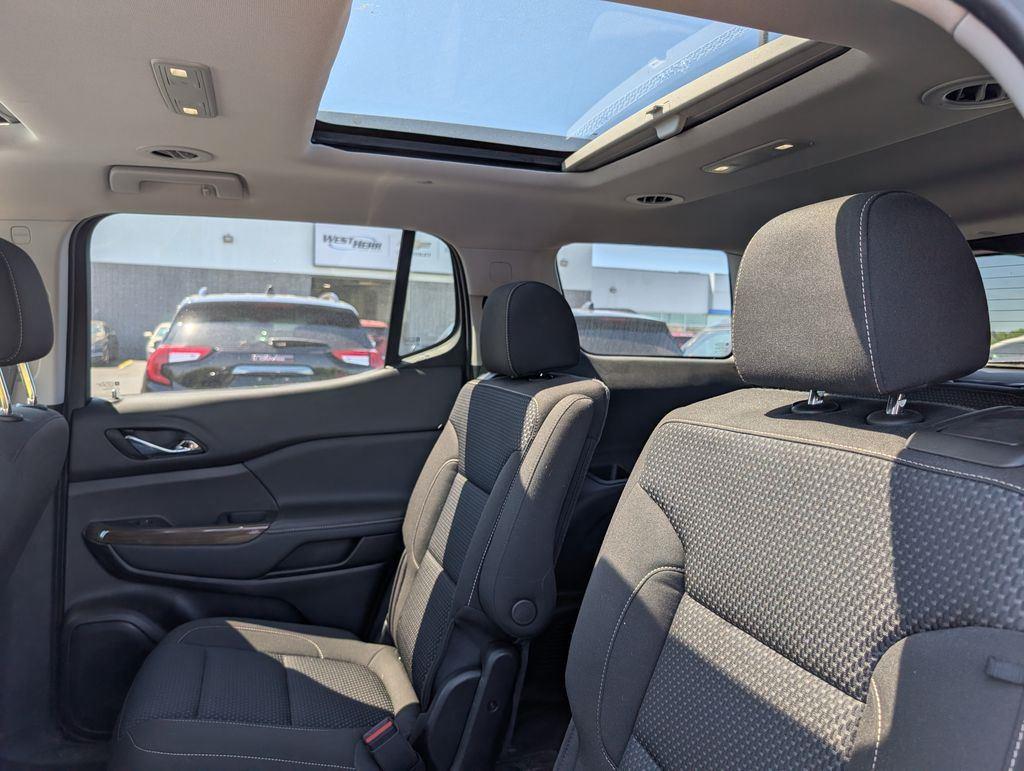 Used 2023 Ebony Twilight Metallic GMC SLE image 9