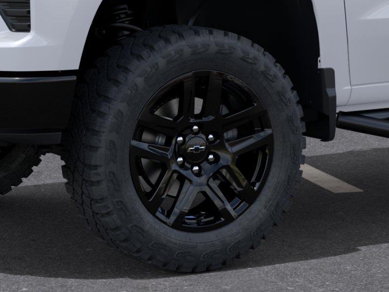 New 2026 Summit White Chevrolet Custom Trail Boss image 9
