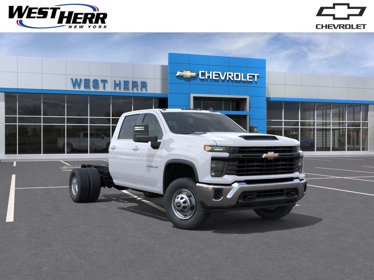 Summit White 2026 Chevrolet Silverado 3500HD Chassis Pickup Truck Four-Wheel Drive Automatic