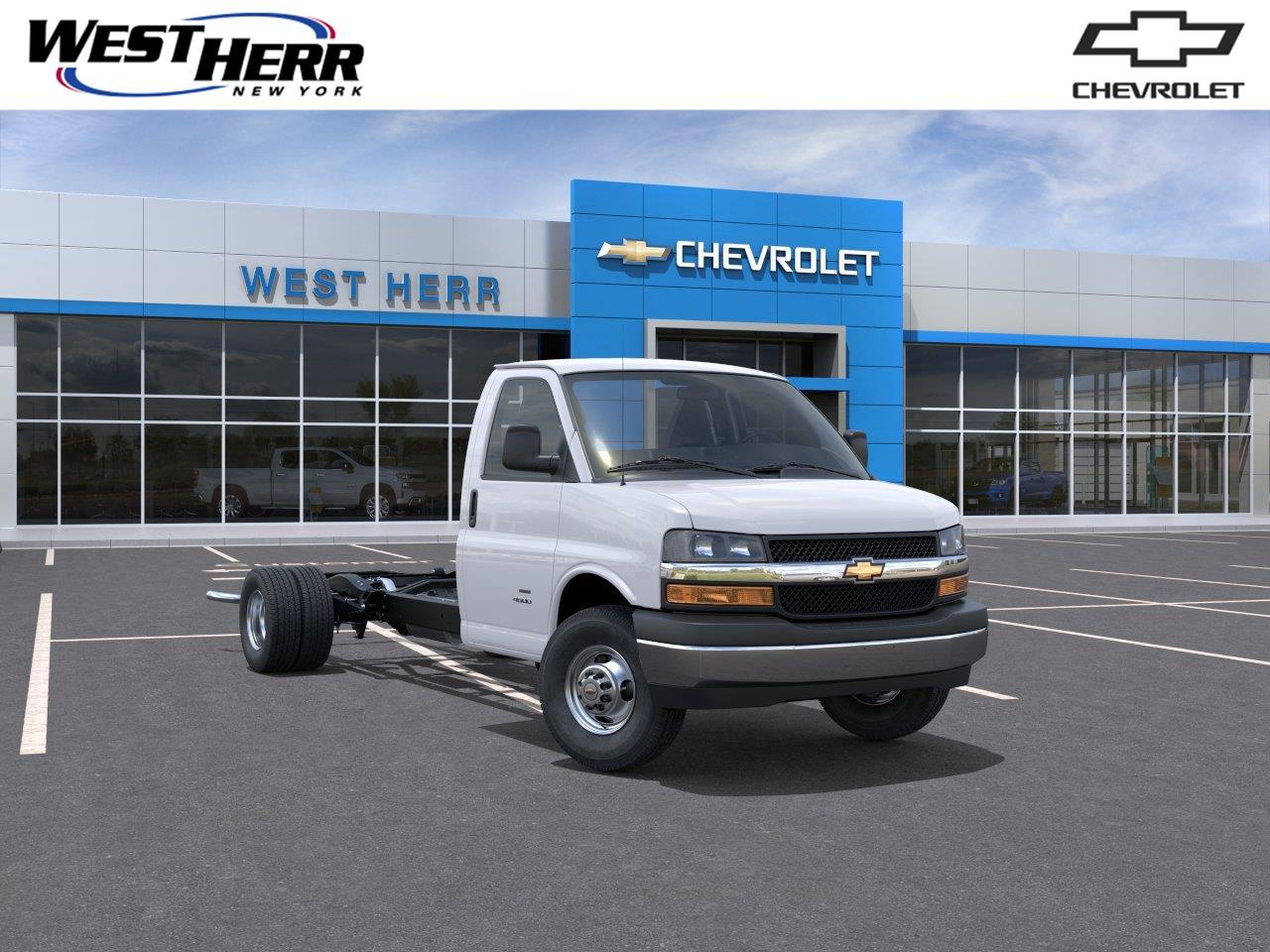 2026 Chevrolet Express Cutaway Base