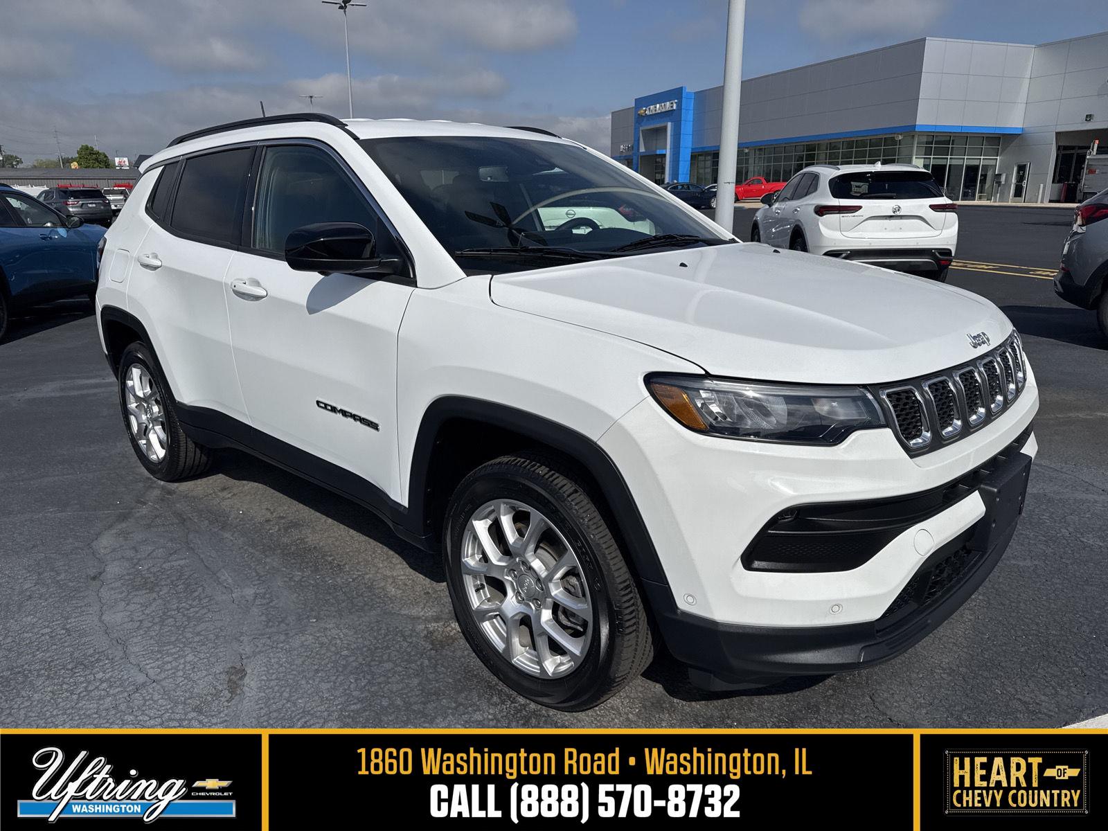Bright White Clearcoat 2023 Jeep Compass SUV / Crossover Four-Wheel Drive 8-Speed Automatic