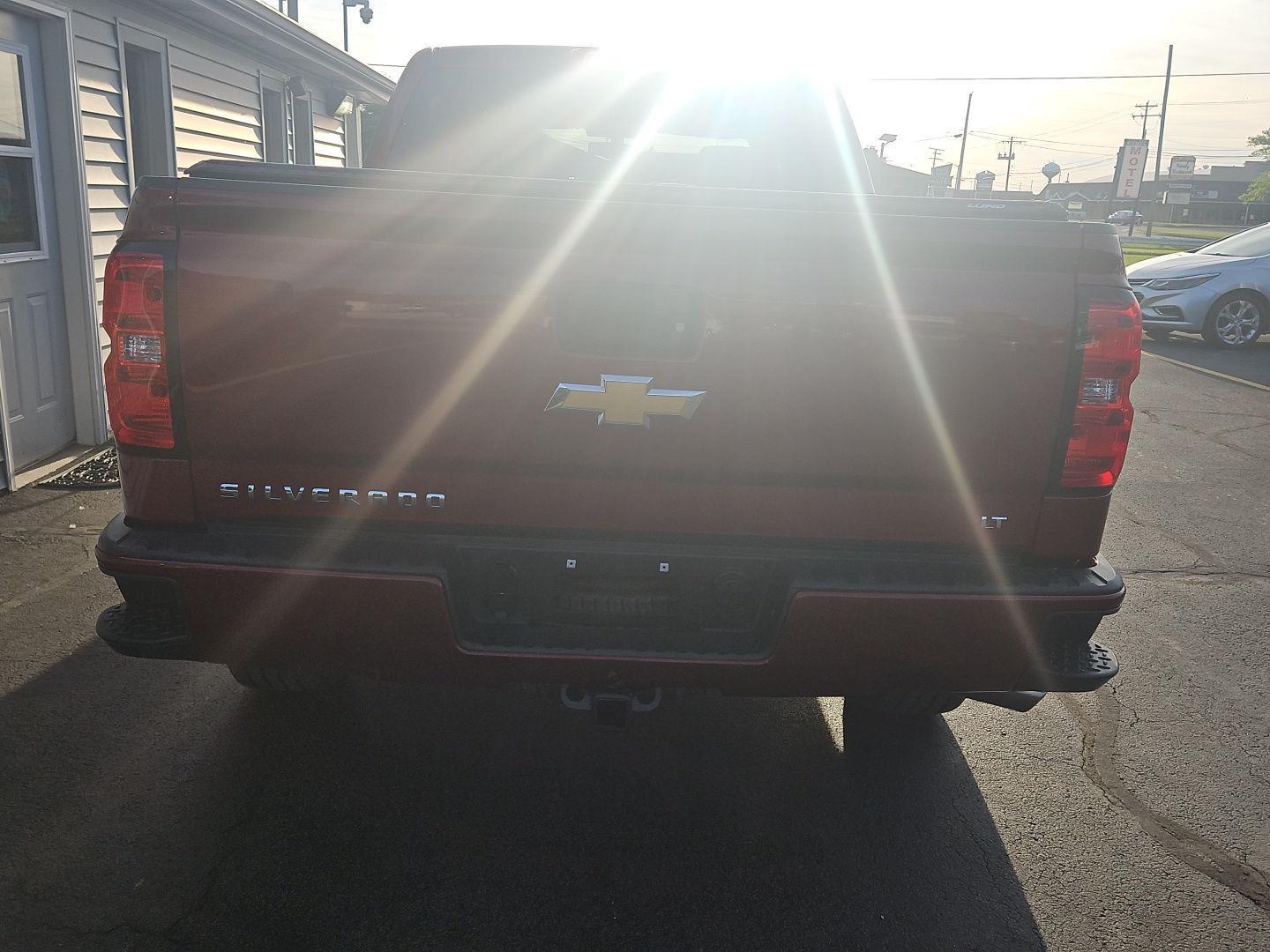 View vehicle photo 6