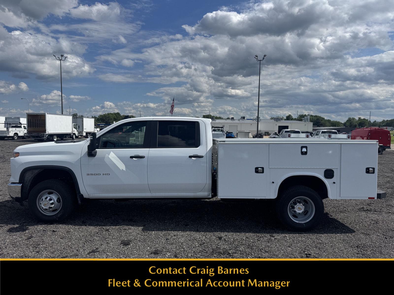 Summit White 2026 Chevrolet Silverado 3500HD Chassis Pickup Truck Four-Wheel Drive Automatic