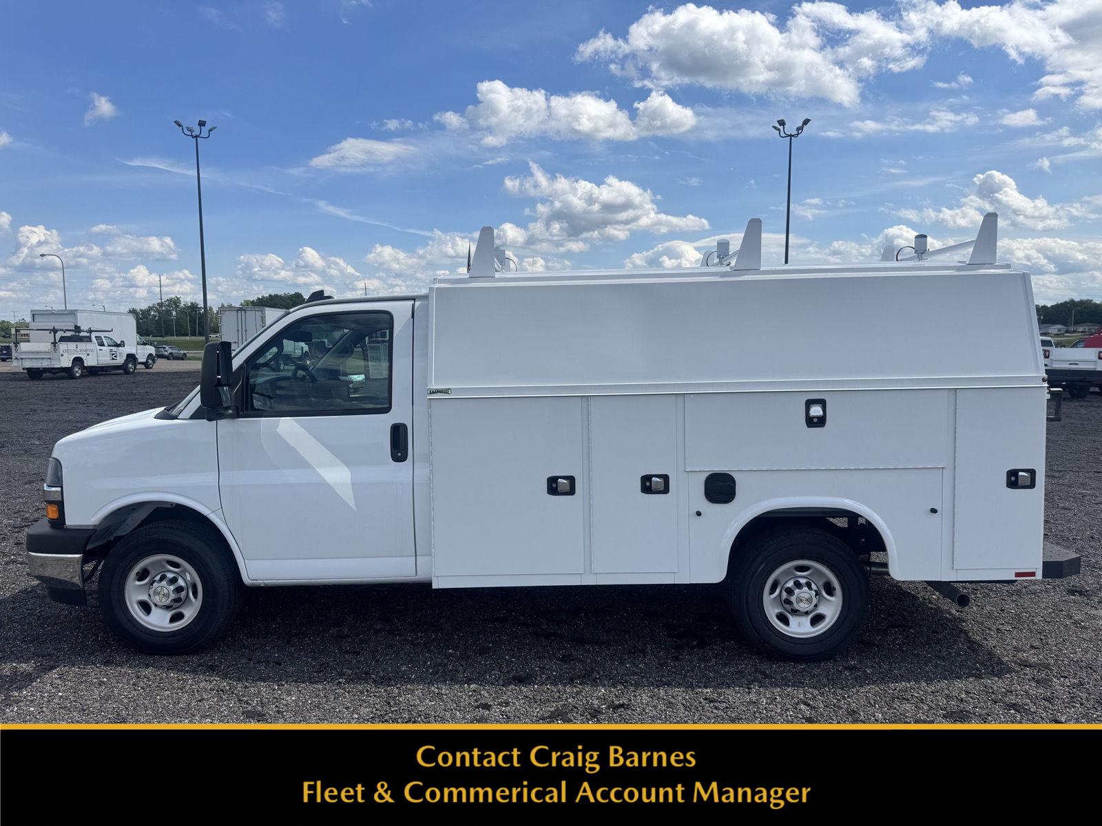 Summit White 2026 Chevrolet Express Chassis Van Rear-Wheel Drive 8-Speed Automatic