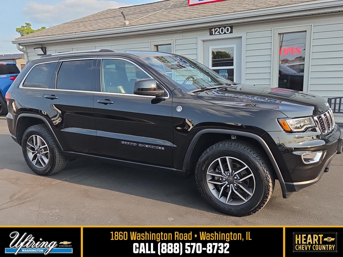 Diamond Black Crystal Pearlcoat 2020 Jeep Grand Cherokee SUV / Crossover Four-Wheel Drive 8-Speed Automatic