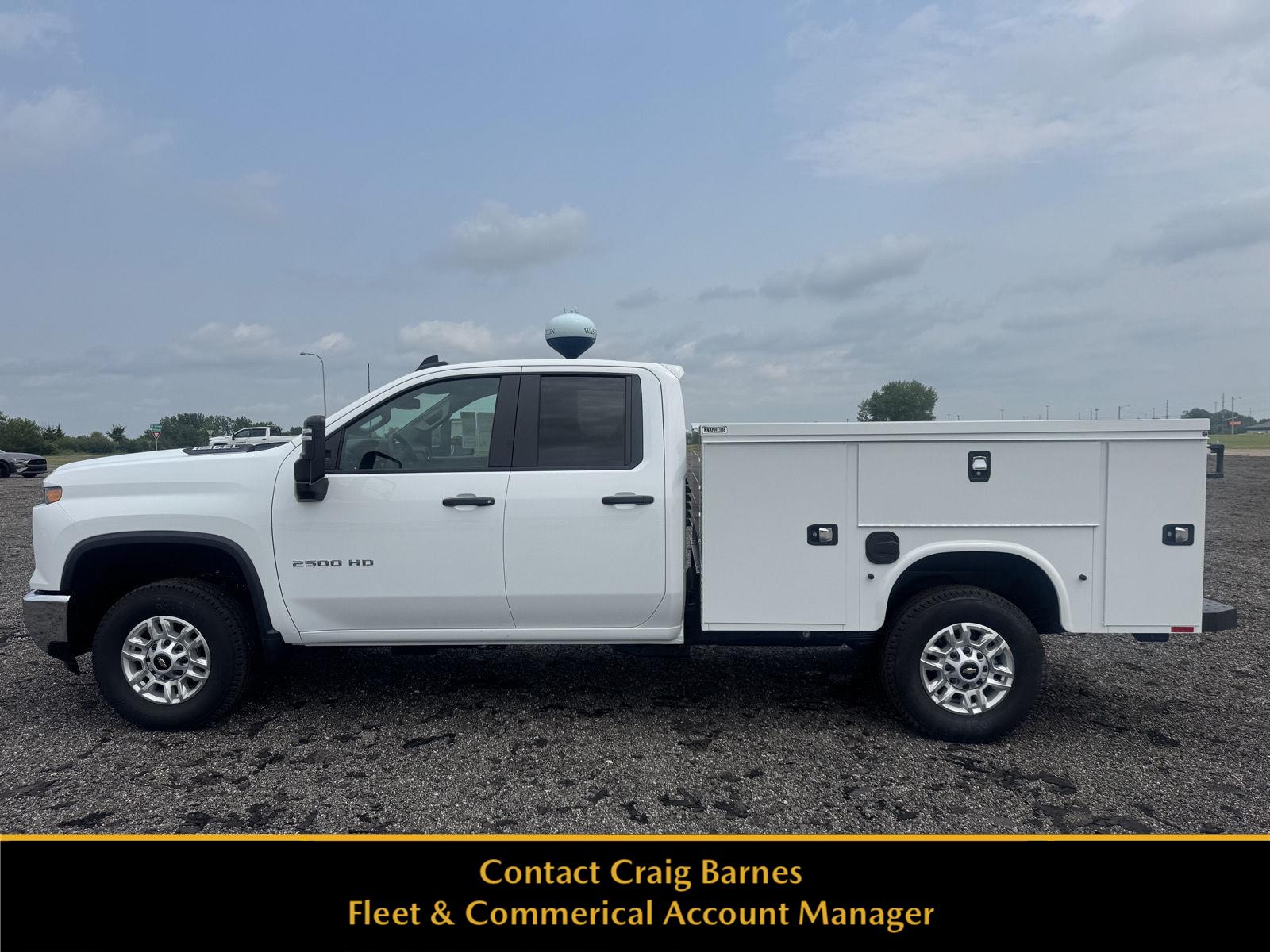 Summit White 2026 Chevrolet Silverado 2500HD Pickup Truck Four-Wheel Drive Automatic